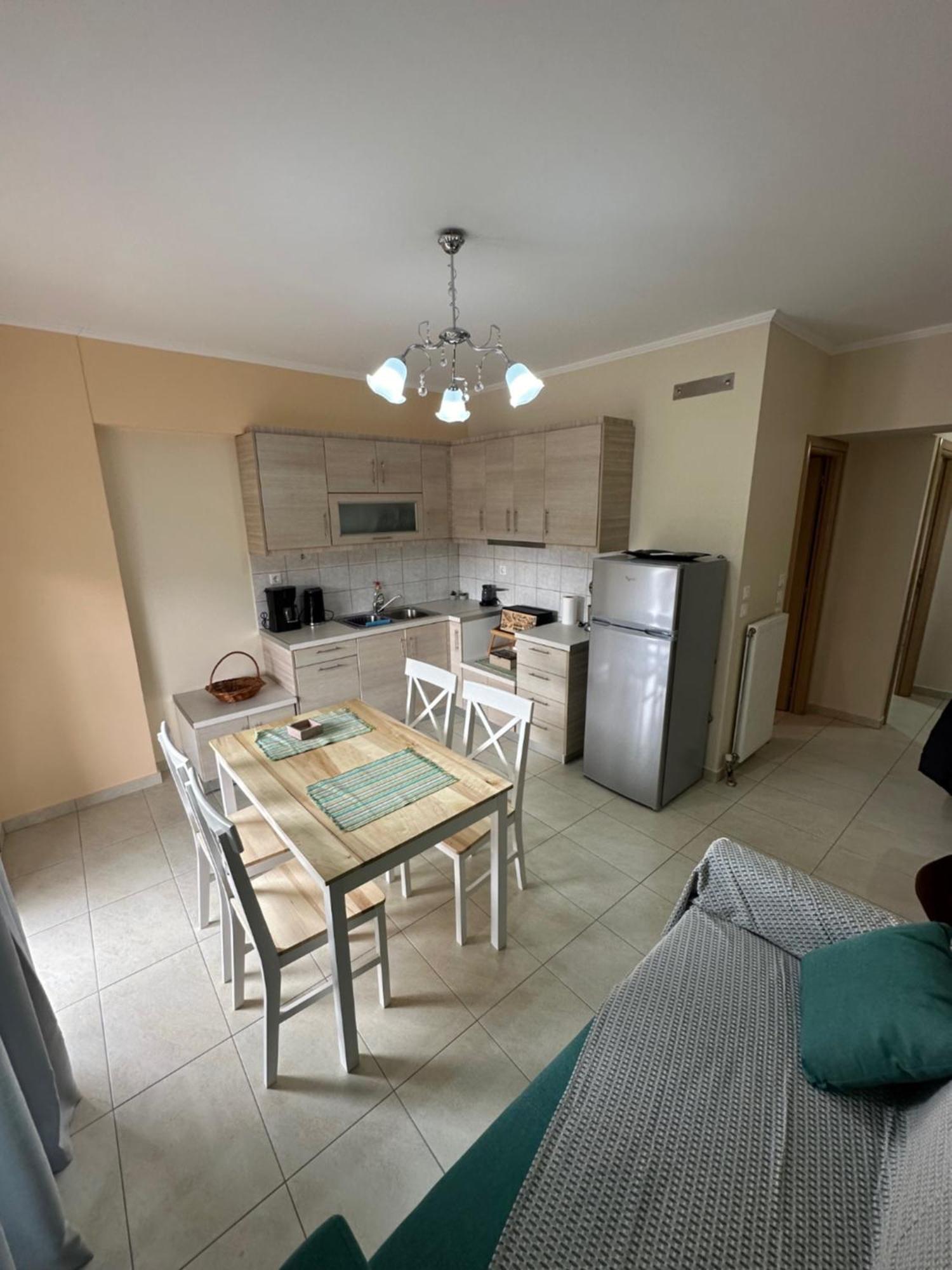 R Apartment Нафпактос Экстерьер фото